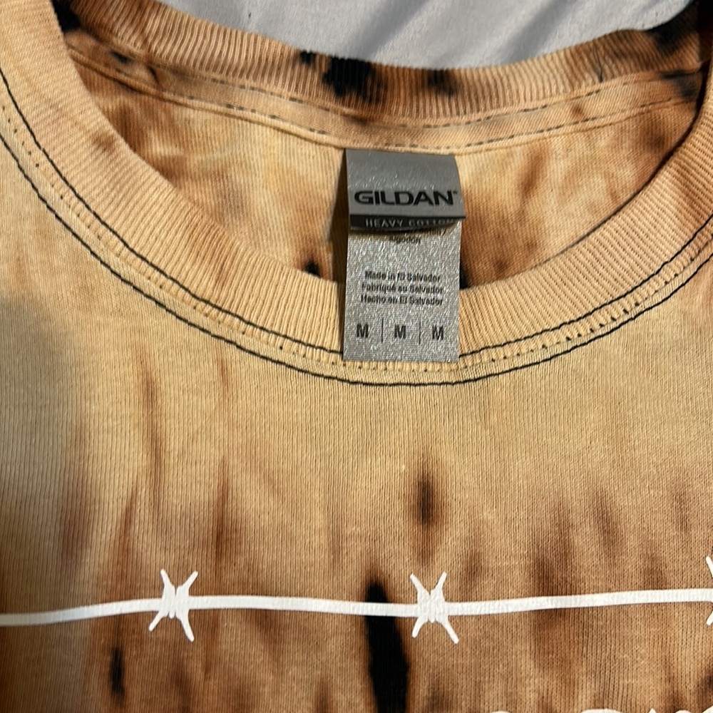 New shirt - Picture 2 of 2